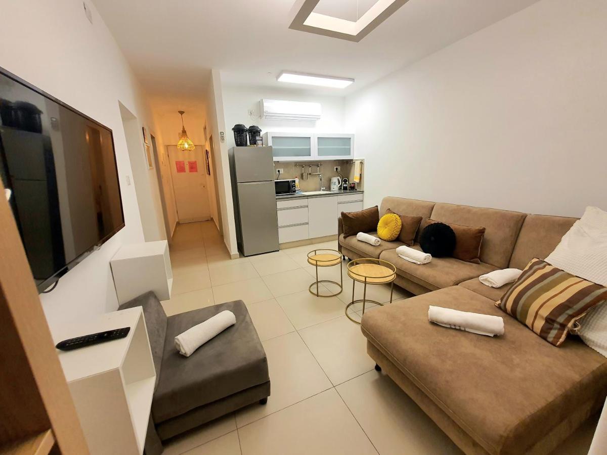Barak Royal Suites 52 Garden - חמש דקות מהים ומהטיילת Ейлат Екстериор снимка